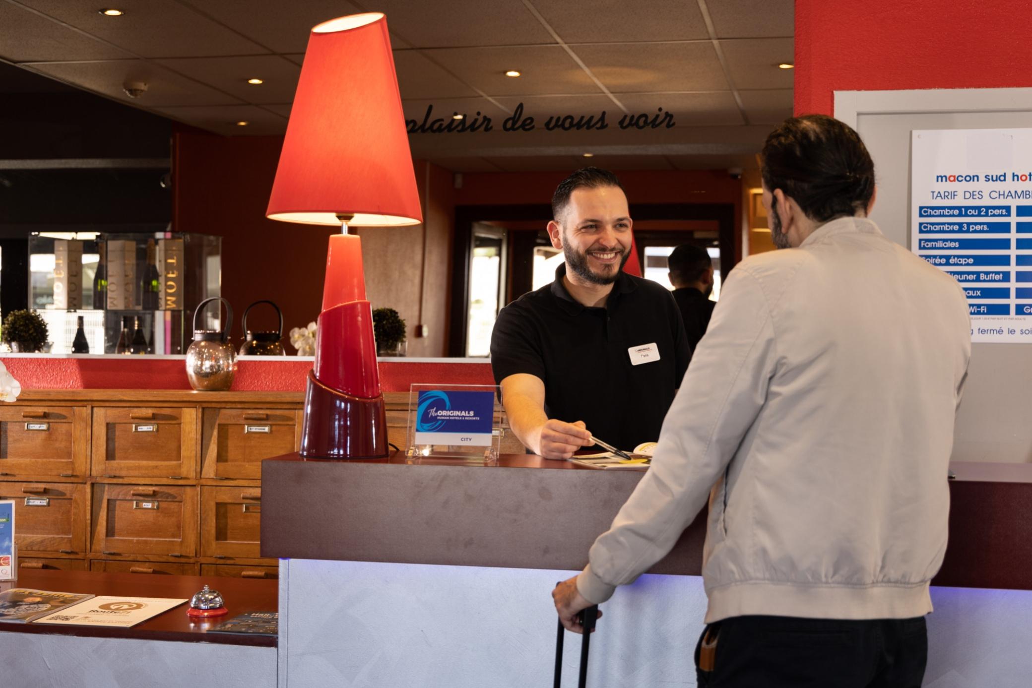 The Originals City, Hotel Macon Sud Chaintre Екстер'єр фото